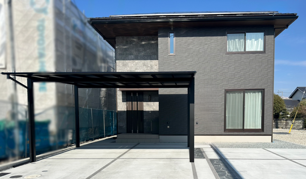 富士市の新築外構 施工後の全景。スタイリッシュでモダンなオープン外構デザイン