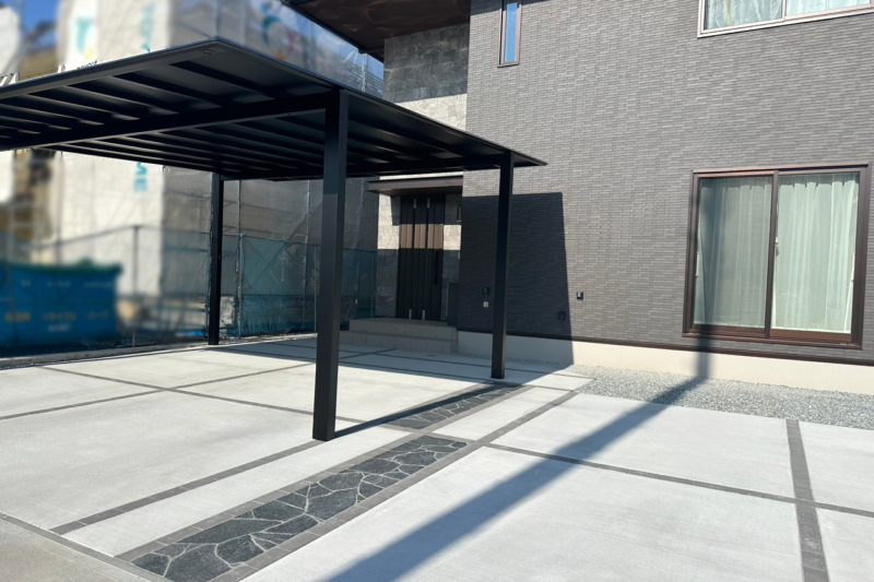 富士市の新築外構 施工後の全景。スタイリッシュでモダンなオープン外構デザイン